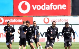 Beşiktaş, derbi mesaisini sürdürdü