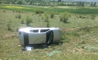 Boya yapmak için kurulan iskele çöktü: 2 yaralı