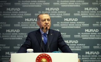 Cumhurbaşkanı Erdoğan: “YSK başkanı niçin ‘siz nasıl olur da bizi tehdit edersiniz’ demiyor”