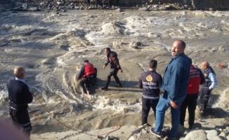 Dereye düşen 2 lise öğrencisi hayatını kaybetti