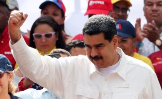 Maduro: “ABD’nin uçuşları durdurması hareket özgürlüğüne saldırı”