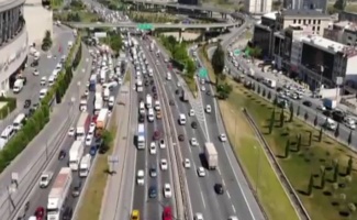 Mahmutbey gişelerde bayram yoğunluğu havadan görüntülendi