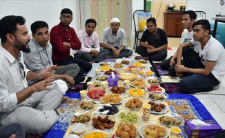 Malezya&#39;daki Arakanlılar Ramazan&#39;ı vatan hasretiyle geçiriyor