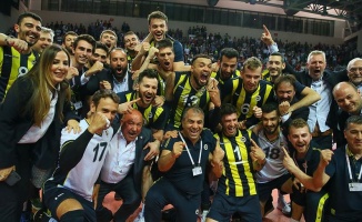 Voleybol Efeler Ligi&#039;nde şampiyon Fenerbahçe