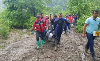 Bartın’da selde kaybolan yaşlı adamın cansız bedenine ulaşıldı