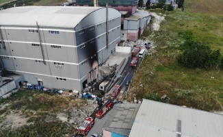 Hadımköy’deki fabrika yangını havadan görüntülendi