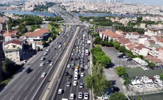 İstanbul trafiğinde bayram yoğunluğu