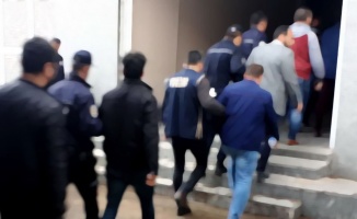 İzmir’deki FETÖ soruşturmasında 19 tutuklama