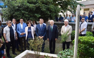 Kılıçdaroğlu ve İmamoğlu Hızır Bey’in kabrini ziyaret etti