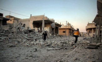 Rusya ve Suriye uçakları Hama ve İdlib’e saldırdı: 28 ölü