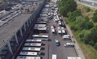 Tatil dönüş yoğunluğu havadan görüntülendi