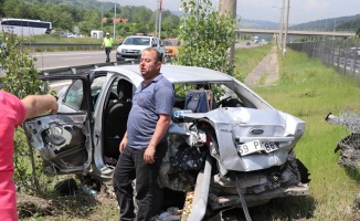 TEM’de feci kaza: 2 ölü, 5 yaralı