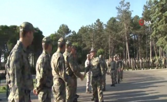 Türkiye’nin ilk ana jet üssünde bayramlaşma töreni