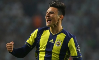 Eljif Elmas İstanbul&#039;da