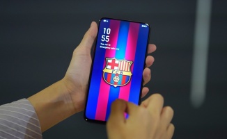 OPPO&#039;dan Barcelona&#039;ya özel tasarım telefon