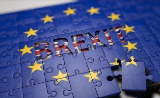 AB'den Brexit'i erteleme kararı