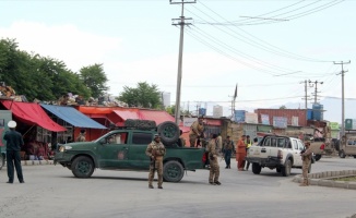 Afganistan'da cuma namazı sırasında camiye saldırı: 22 ölü