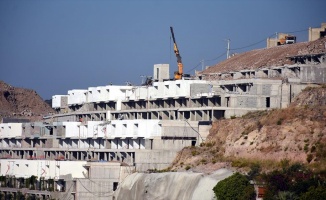 Bodrum'daki imara aykırı yapıların yıkımı sürüyor