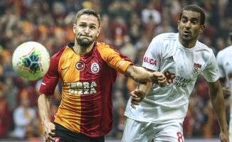 Galatasaray 5 maç sonra güldü... İşte maçtan dakika ve istatistikler