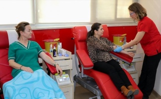 Kadınlar kan bağışında atağa geçti
