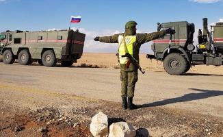 Rus takviye birlikleri Türkiye-Suriye sınırına ulaştı