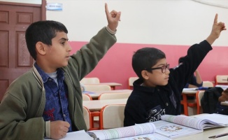 Şanlıurfa'da sınır bölgelerinde eğitim öğretim başladı