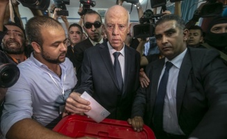 Tunus&#039;un yeni cumhurbaşkanı Kays Said oldu