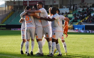 Aytemiz Alanyaspor kupada çok farklı