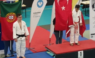 Down Sendromlular Dünya Judo Şampiyonası&#039;nda Erdem altın madalya kazandı