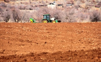 Bakan Pakdemirli: Elazığ ve Malatya&#039;daki çiftçilerimize tarımsal destekler bugün ödenecek