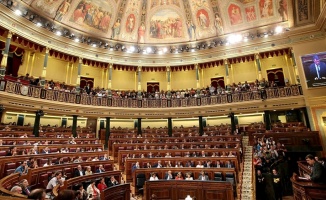 İspanya&#039;da koalisyon hükümeti ilk tur oylamada güvenoyu alamadı