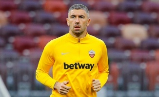 Roma Kolarov'un sözleşmesini uzattı