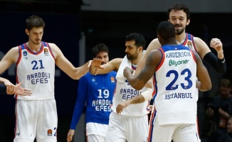 Anadolu Efes galibiyete odaklandı