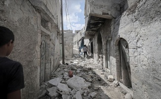 Esed rejimi anlaşmalara rağmen İdlib&#039;in yarıya yakınını ele geçirdi