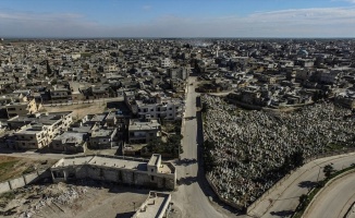 Esed rejimi güçleri İdlib&#039;de ilerlemeye devam ediyor