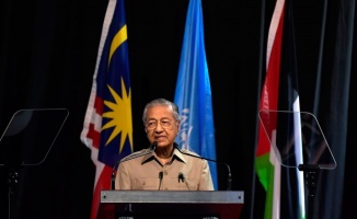 Malezya Başbakanı Mahathir: Filistin davasını her zaman destekleyeceğiz