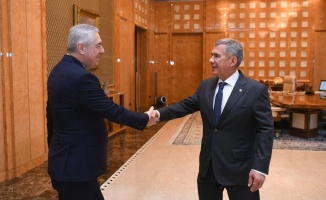 Tataristan Cumhurbaşkanı Minnihanov ve Türk Başkonsolos Erikan ikili ilişkileri görüştü