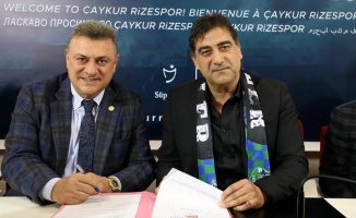 Çaykur Rizespor, Ünal Karaman ile 1,5 yıllık sözleşme imzaladı