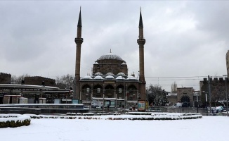 Doğu Anadolu ve İç Anadolu&#039;da kar etkili oluyor