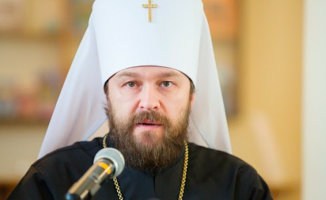 Rus Ortodoks Kilisesi: Koronavirüs yayılsa bile kiliselerimizi kapatmayacağız! Ahududu reçelli çay için!