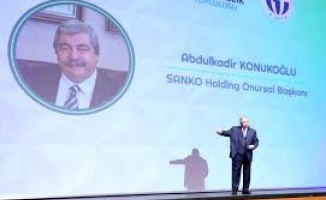 SANKO Holding Onursal Başkanı Abdulkadir Konukoğlu&#039;ndan üniversitelilere tavsiyeler