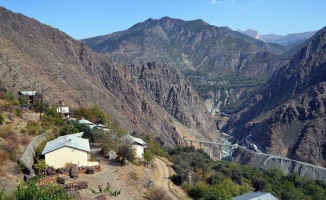 Baraj havzasındaki Artvin Yusufeli'nin İnanlı köyü başka bir bölgeye naklediliyor