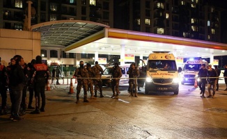 Beyoğlu&#039;nda polise silahlı saldırı