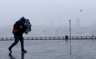 Meteorolojiden kuvvetli yağış ve fırtına uyarısı