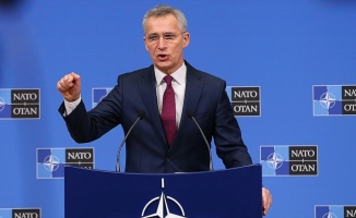 NATO Genel Sekreteri Stoltenberg Türkiye'yi dayanışma örneği olarak gösterdi