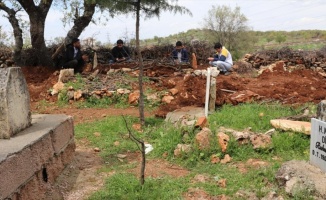 PKK&#039;lı teröristlerin şehit ettiği işçinin cenazesi Diyarbakır&#039;da toprağa verildi