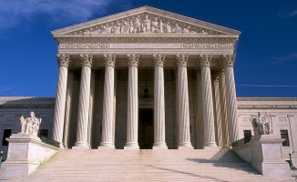 ABD Yüksek Mahkemesinin iki asırlık tarihinde ilk kez &#039;uzaktan oturum&#039; yapıldı