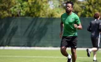 Denizlisporlu Onazi 2-3 hafta sahalardan uzak kalacak