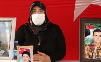 Diyarbakır annelerinden Altıntaş: Yeter artık evlatlarımızı bize versinler
