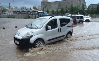 Doğu Anadolu'da gök gürültülü sağanak bekleniyor